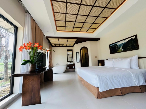 Tropical Villa
