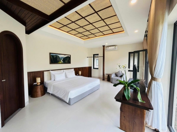 Tropical Villa